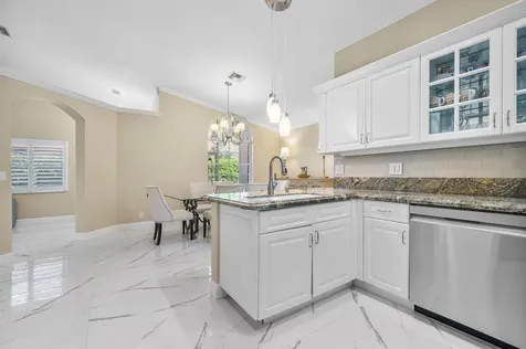 18419 Via Di Regina Boca Raton FL 33496