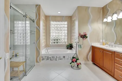 5394 Landon Circle Boynton Beach FL 33437