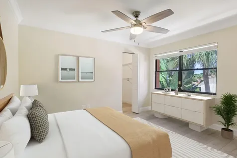 20773 Del Luna Drive Boca Raton FL 33433