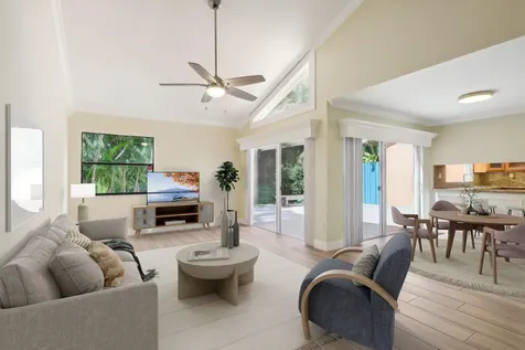 20773 Del Luna Drive Boca Raton FL 33433