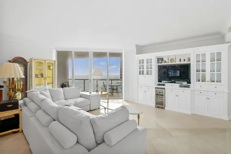 4600 N Ocean Drive Singer Island FL 33404