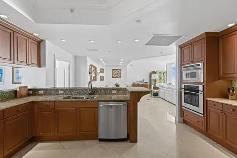 4600 N Ocean Drive Singer Island FL 33404