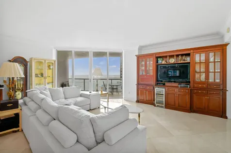 4600 N Ocean Drive Singer Island FL 33404