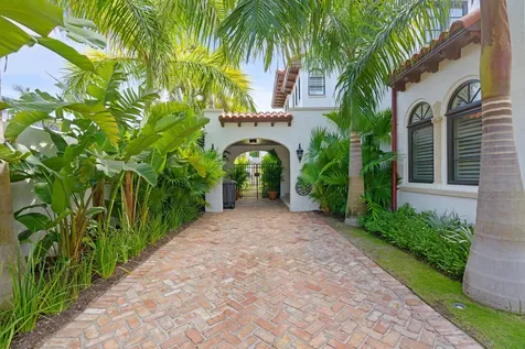 112 Roosevelt Place West Palm Beach FL 33405