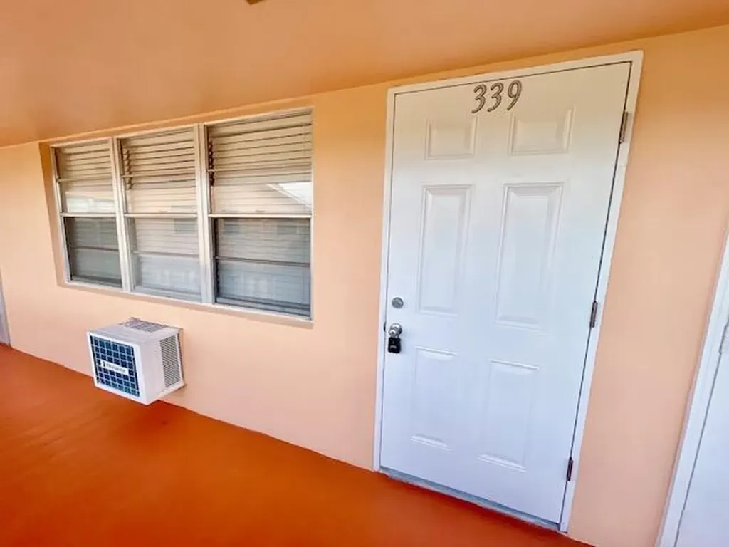 339 Sheffield West Palm Beach FL 33417