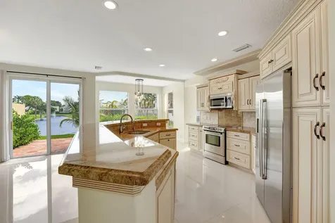 7853 Travlers Tree Drive Boca Raton FL 33433