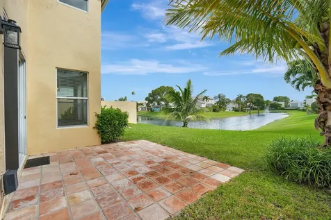 7853 Travlers Tree Drive Boca Raton FL 33433
