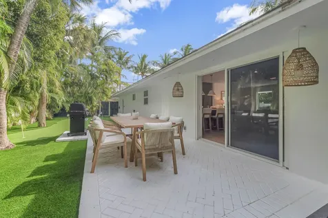 103 S Atlantic Drive Lantana FL 33462