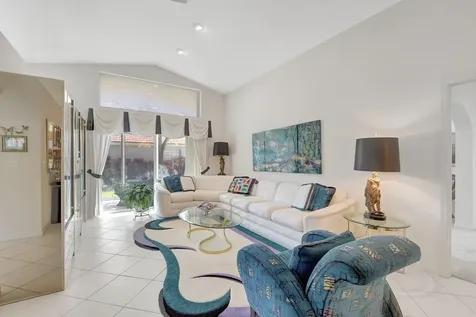 5946 Royal Isles Boulevard Boynton Beach FL 33437