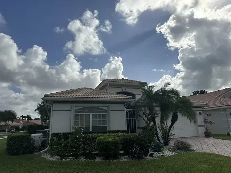 5946 Royal Isles Boulevard Boynton Beach FL 33437