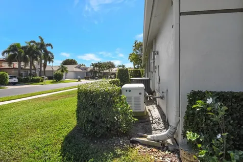 5946 Royal Isles Boulevard Boynton Beach FL 33437