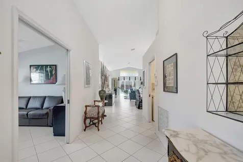 5946 Royal Isles Boulevard Boynton Beach FL 33437