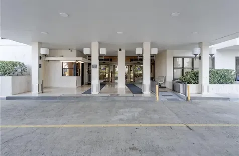 2500 Parkview Drive Hallandale Beach FL 33009