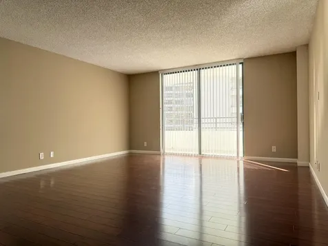 2500 Parkview Drive Hallandale Beach FL 33009
