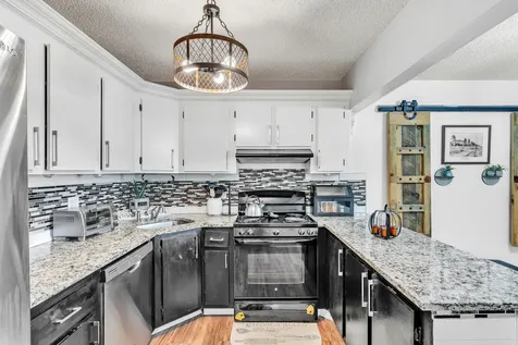 329 Knotty Pine Circle Greenacres FL 33463