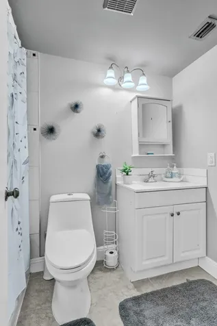 329 Knotty Pine Circle Greenacres FL 33463