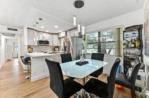 204 Ellesmere D Deerfield Beach FL 33442