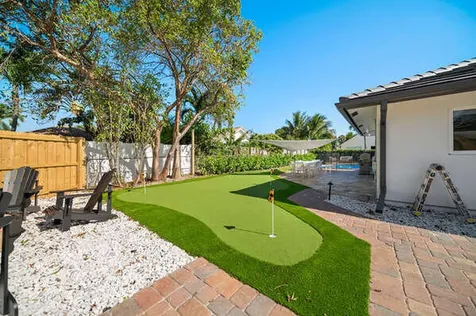 917 Sw 38th Court Boynton Beach FL 33435