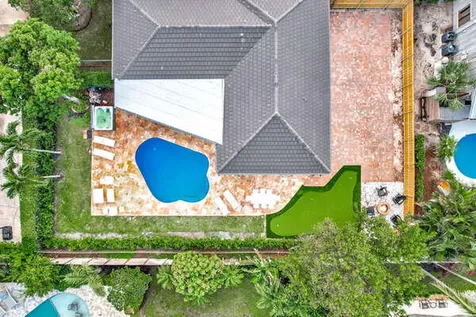 917 Sw 38th Court Boynton Beach FL 33435