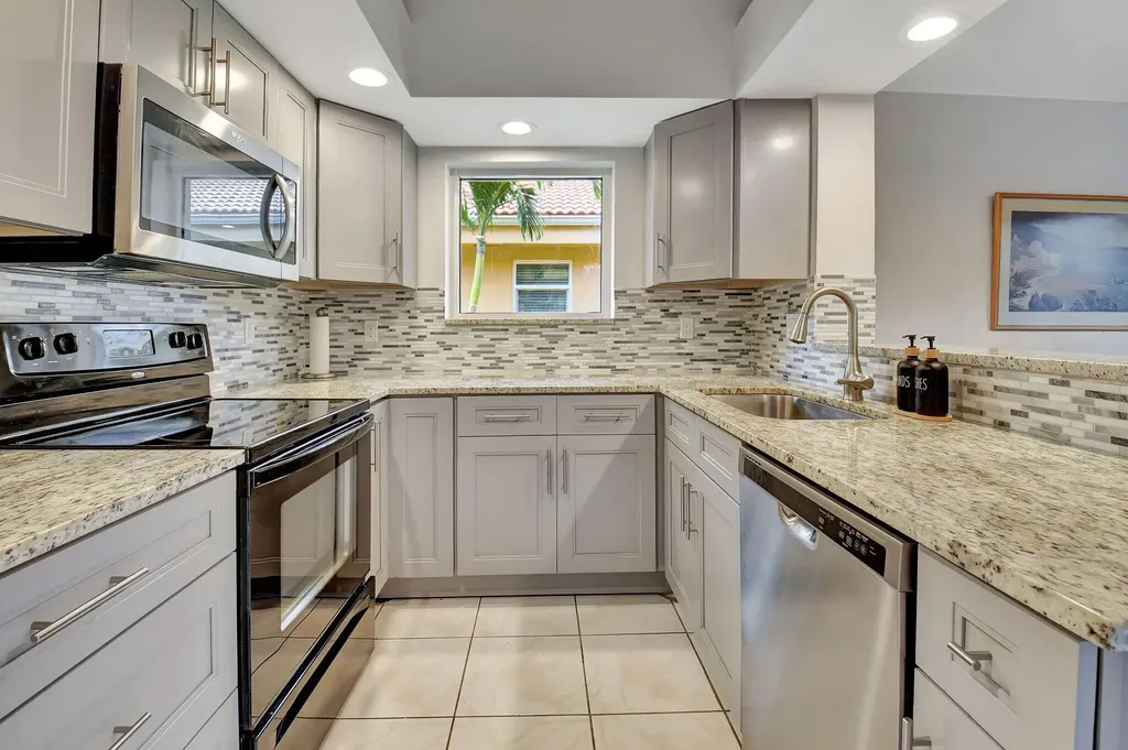 11161 Sangria Court Boca Raton FL 33498