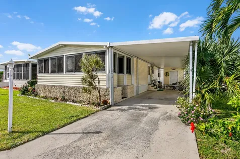 39014 Gayle Bay Boynton Beach FL 33436