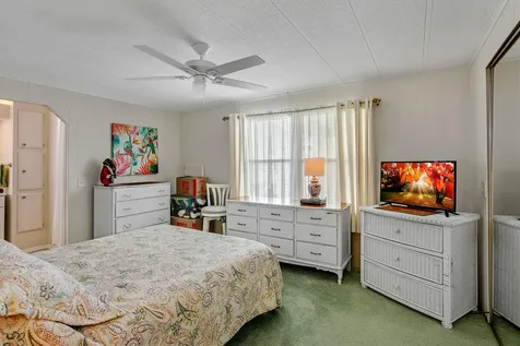 39014 Gayle Bay Boynton Beach FL 33436