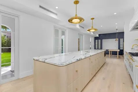 1246 N Lake Way Palm Beach FL 33480