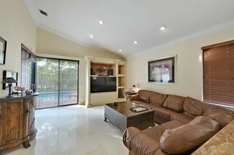 6661 Nw 23rd Way Boca Raton FL 33496