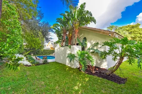 6661 Nw 23rd Way Boca Raton FL 33496