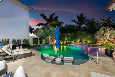 17056 Cappuccino Way Boca Raton FL 33496