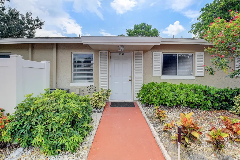 18756 Schooner Drive Boca Raton FL 33496