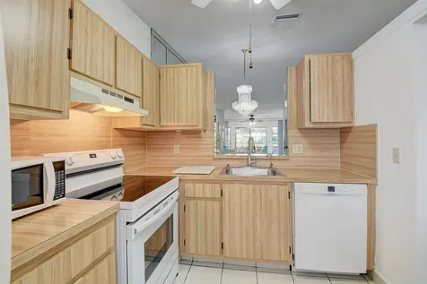 18756 Schooner Drive Boca Raton FL 33496