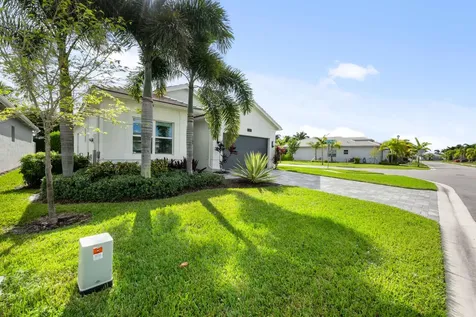 9322 Great Springs Drive Boynton Beach FL 33473
