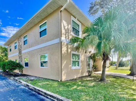 111 Scott Street Melbourne FL 32901