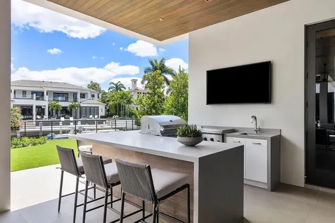 298 W Key Palm Road Boca Raton FL 33432