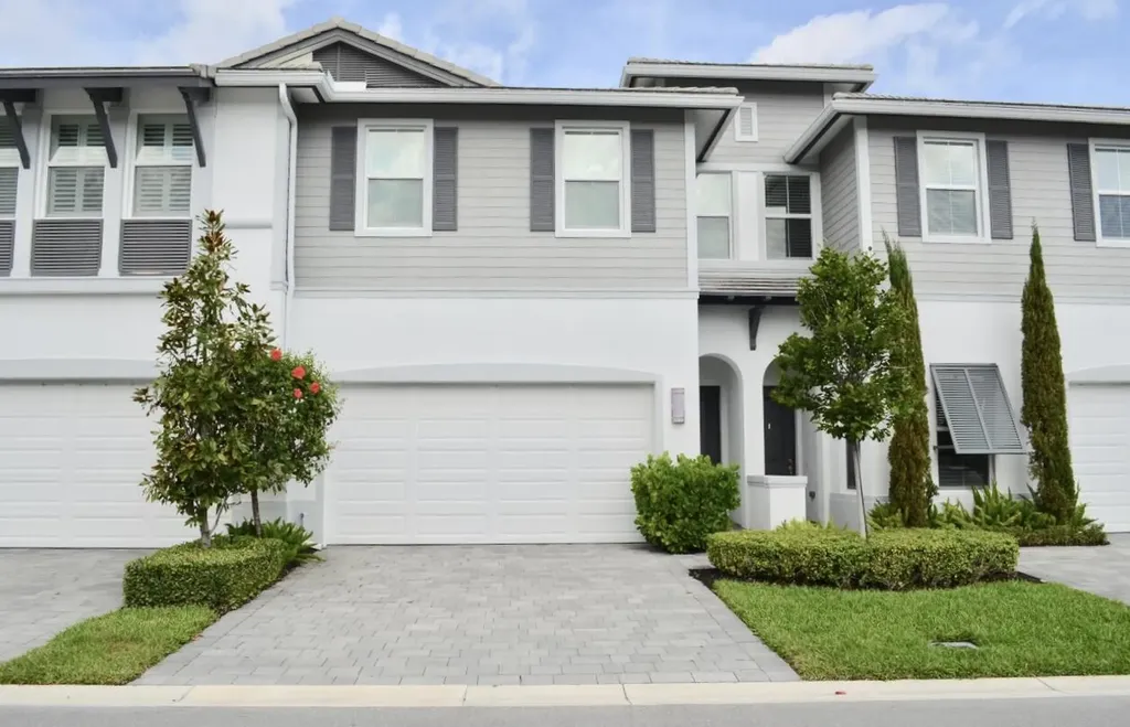 22954 Clear Echo 30 Drive Boca Raton FL 33433