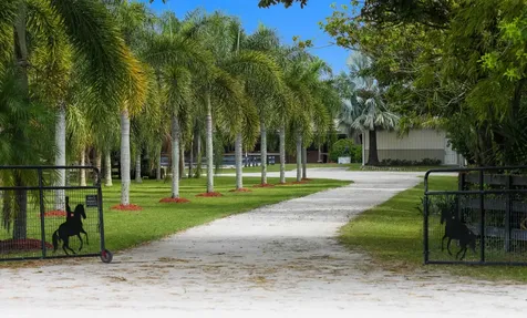 16559 Rustic Road Wellington FL 33470