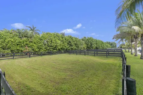16559 Rustic Road Wellington FL 33470