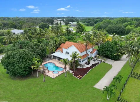 16559 Rustic Road Wellington FL 33470