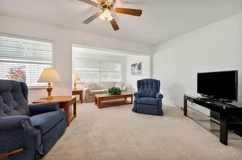 1909 Sw 19th Street Boynton Beach FL 33426