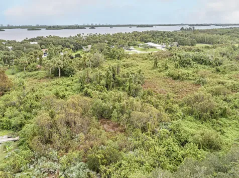 0 Milton Road & River Woods Drive Fort Pierce FL 34946