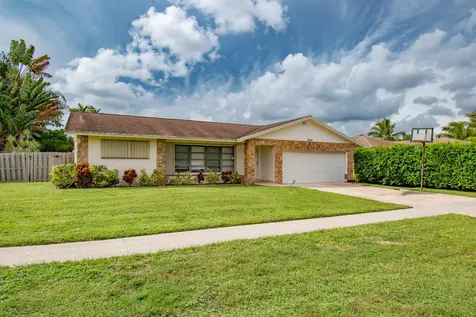 7455 San Clemente Place Boca Raton FL 33433