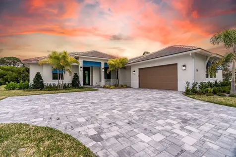 138 Se Via Lago Garda Port Saint Lucie FL 34952