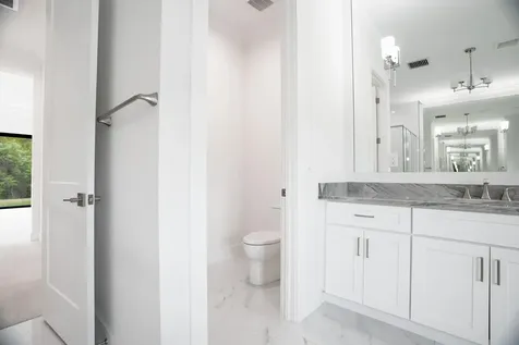 138 Se Via Lago Garda Port Saint Lucie FL 34952
