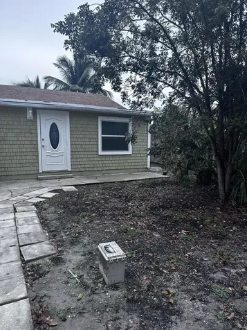 130 NE 4th Avenue Boynton Beach FL 33435