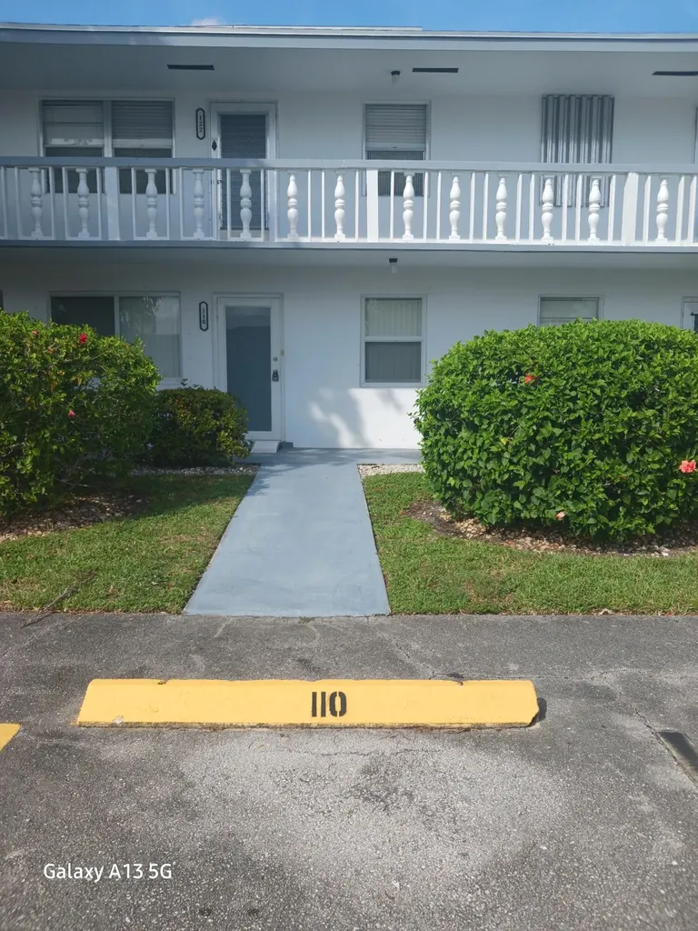 110 Northampton West Palm Beach FL 33417