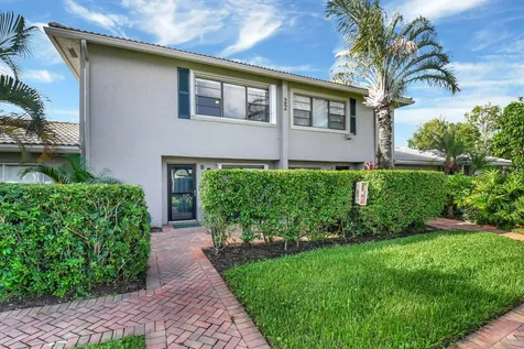 22 Stratford Drive Boynton Beach FL 33436