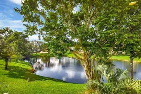 22 Stratford Drive Boynton Beach FL 33436
