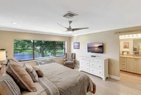 22 Stratford Drive Boynton Beach FL 33436