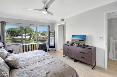 22 Stratford Drive Boynton Beach FL 33436